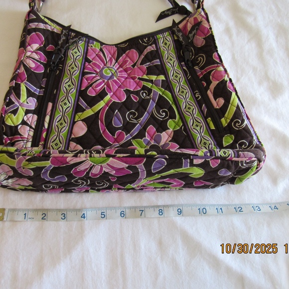 Vera Bradley Quilted Multi Colored Floral Pattern Shoulder Bag - Picture 5 of 11